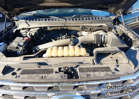 2021 Ford Expedition Xlt z USA, uszkodzony, nr VIN 1FMJU1HT2MEA22583